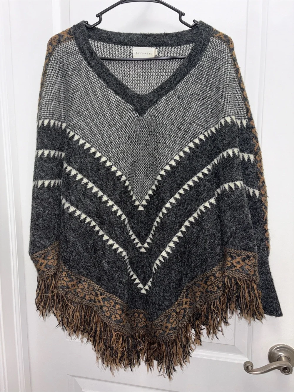 Dreamers Fringe Poncho Style Sweater M/L Charcoal Gray Tribal Boho Western Cape